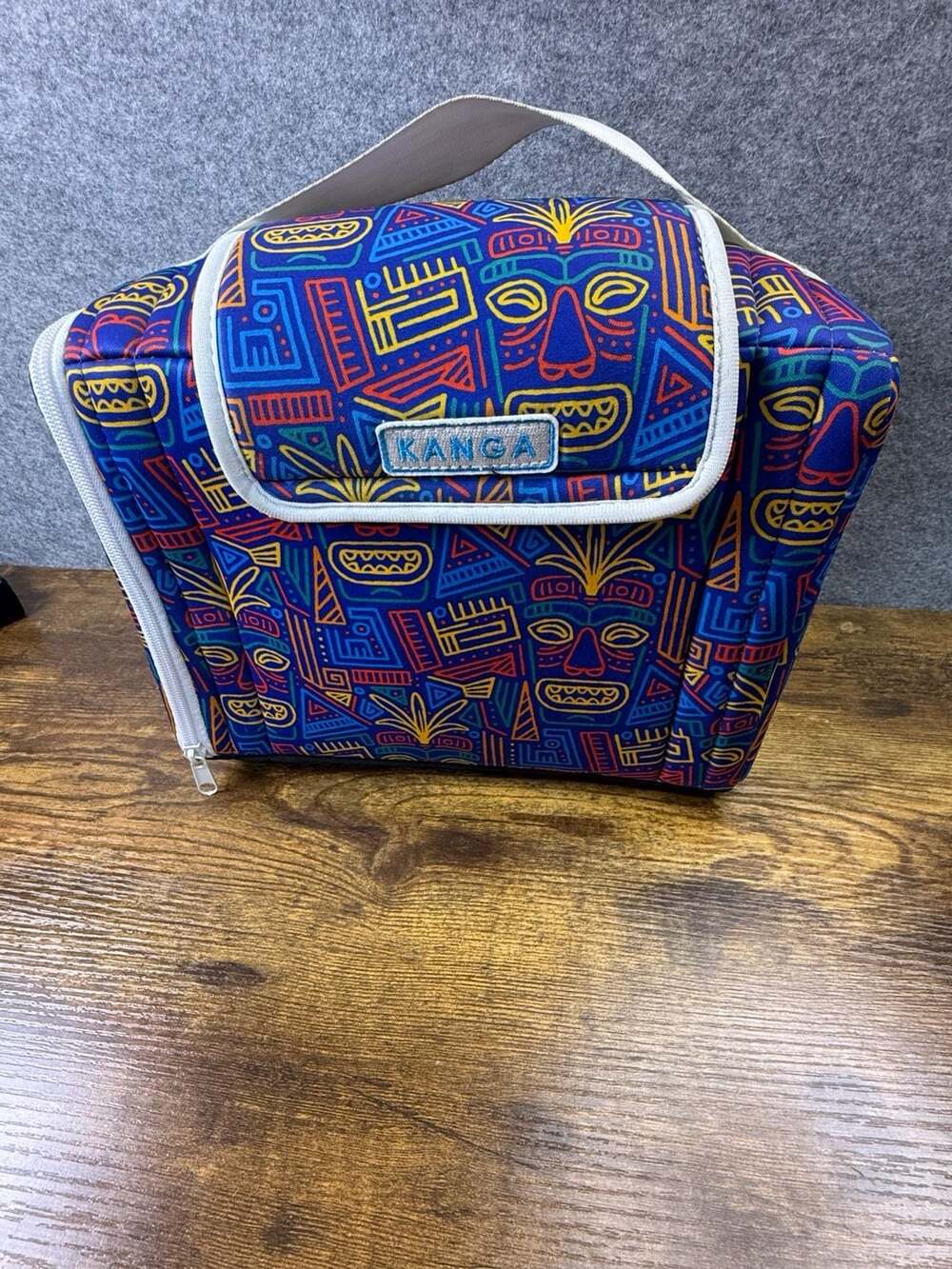 Kanga Kase Mate 12-Pack Iceless Cooler Bag in Retro Ski Party Print